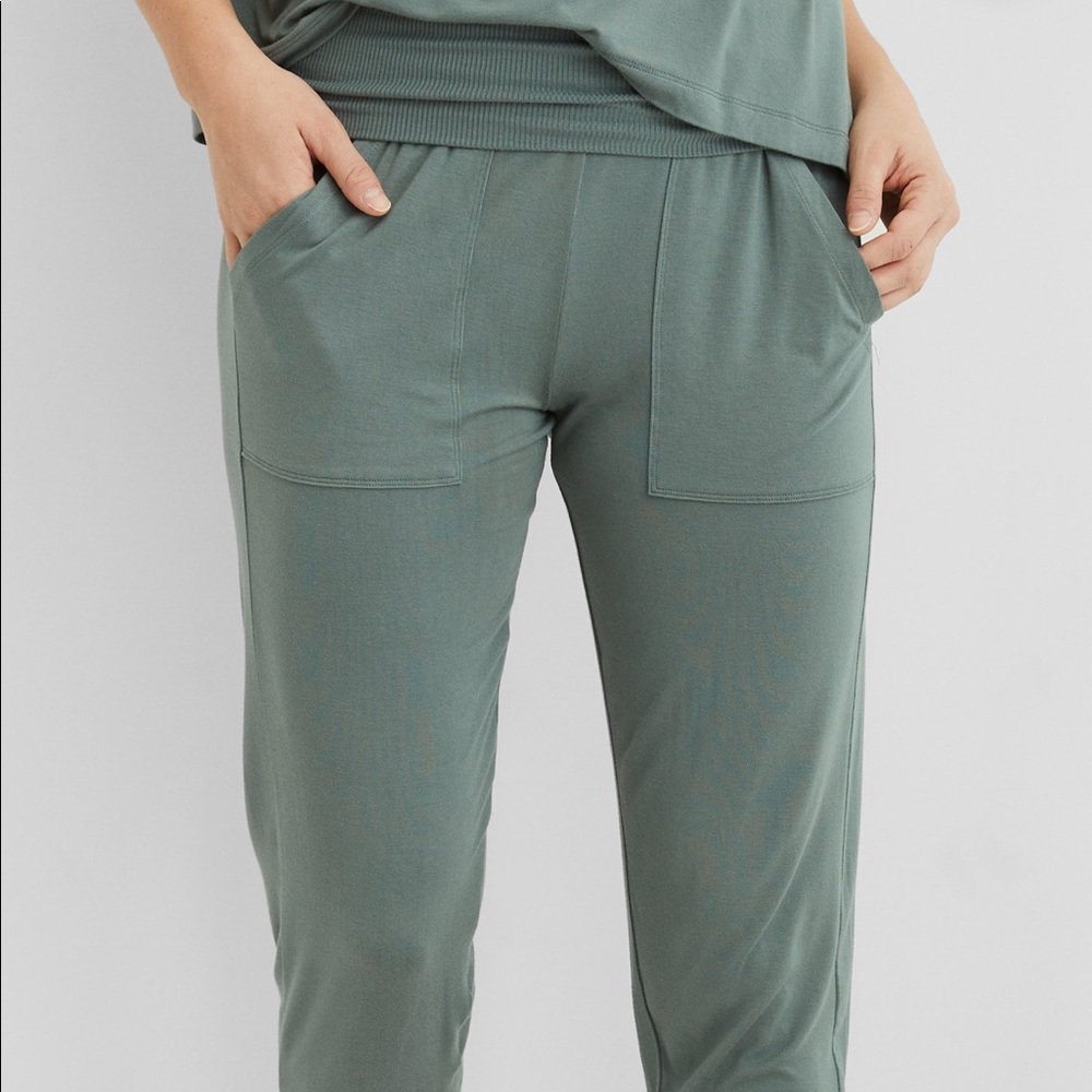 Aerie fold over jogger